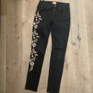 Driftwood Jackie Black Floral Embroidered Skinny